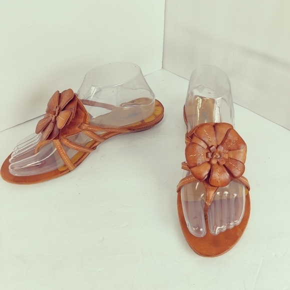 Max Studio Strappy Leather Flower Flat Sandal Flip Flop Slippers Brown Sz 7.5 - Picture 7 of 11